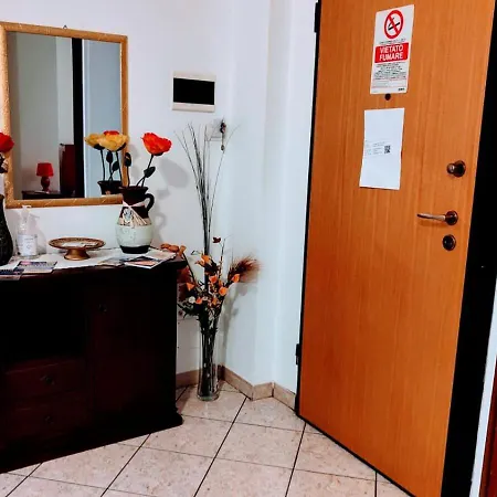 La Casa Del Viale アパート